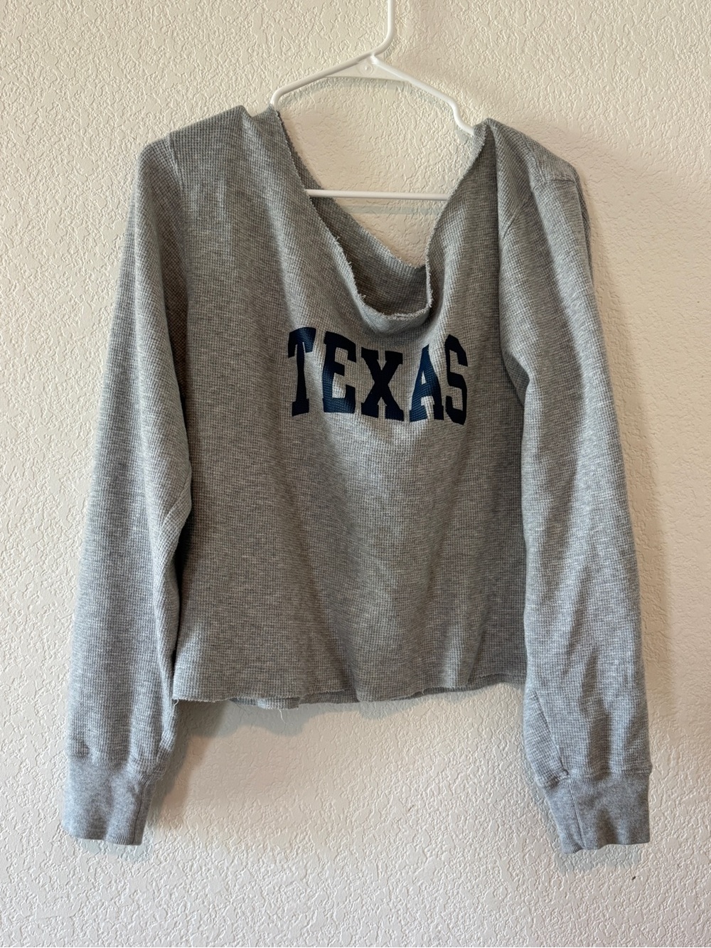 Brandy Melville Texas off shoulder long sleeve
